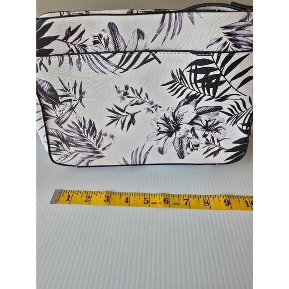 Crossbody Bag with Matching Coin Purse - Picture 7 of 9